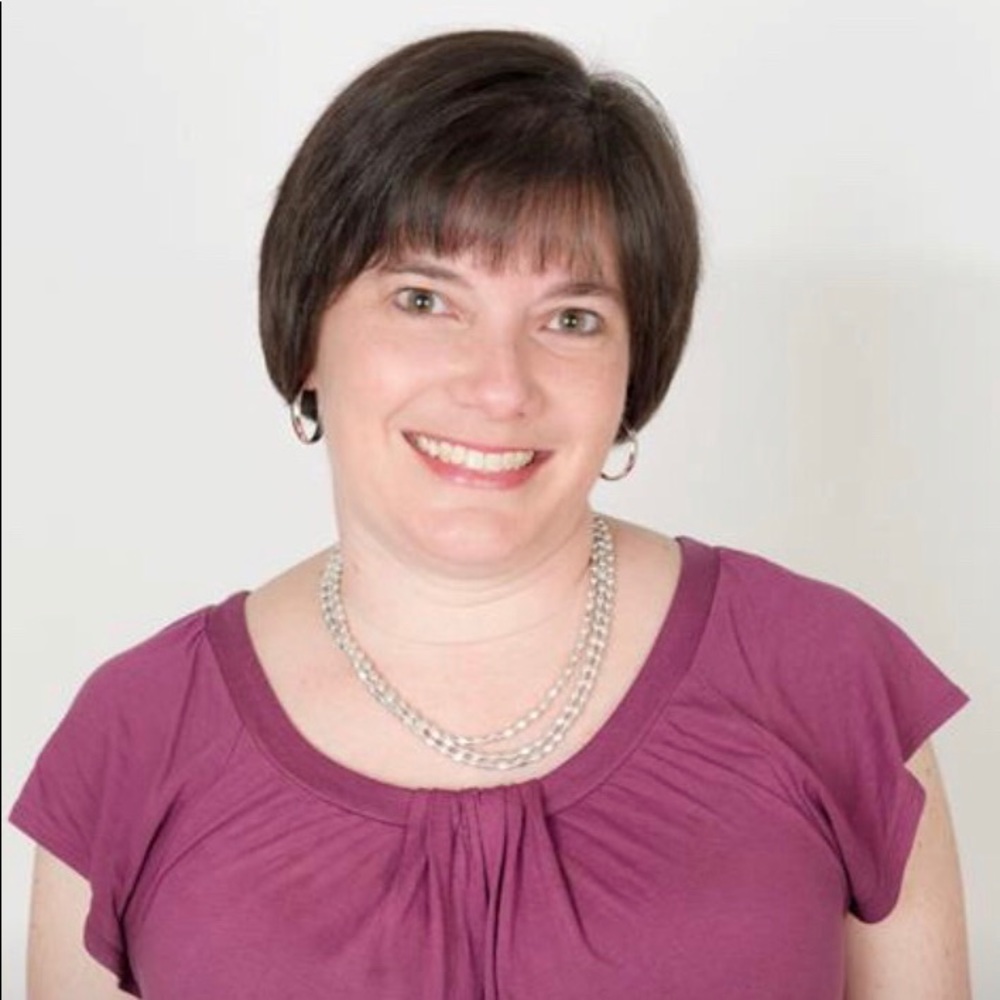 Meet your Posher, Dina